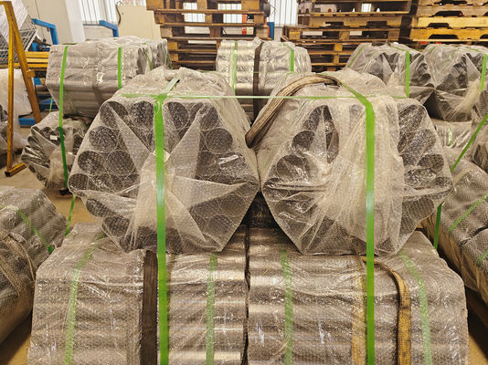 شراء لفائف الفولاذ المطلية مسبقاً مع سمك الطلاء الخلفي 5-7μm ، وعرض 700-1250mm ، ومعرفة لفائف 508/610mm للتطبيقات الصناعية online manufacture