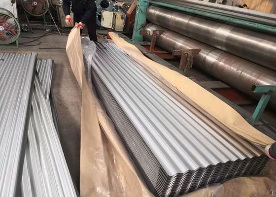 يشتري AZ180 DX51D صفيحة السقف المموجة الغالفالومية ذات العرض الفعلي 800 مم للمباني المدنية online manufacture